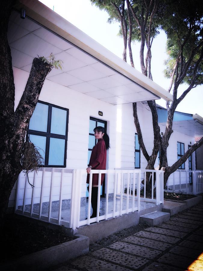 Hani House Pleiku Buitenkant foto